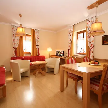 ゲストハウス Gaestehaus Katharina シュラートミンク