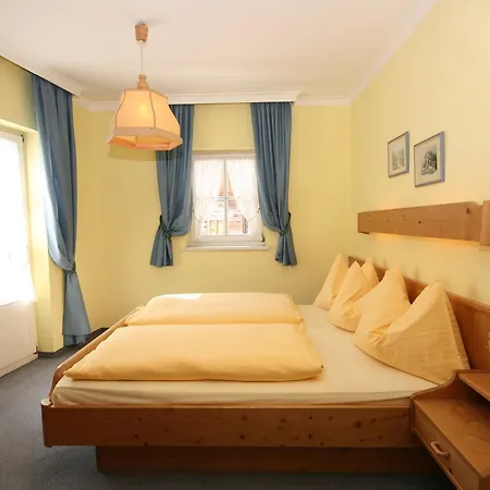 Gaestehaus Katharina ゲストハウス シュラートミンク